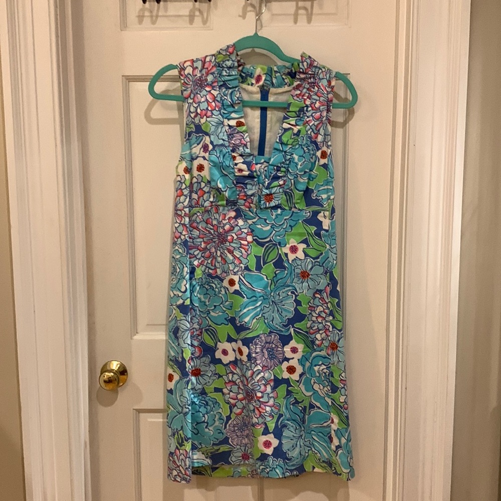 Lilly Pulitzer Dress. EUC. Size 10.